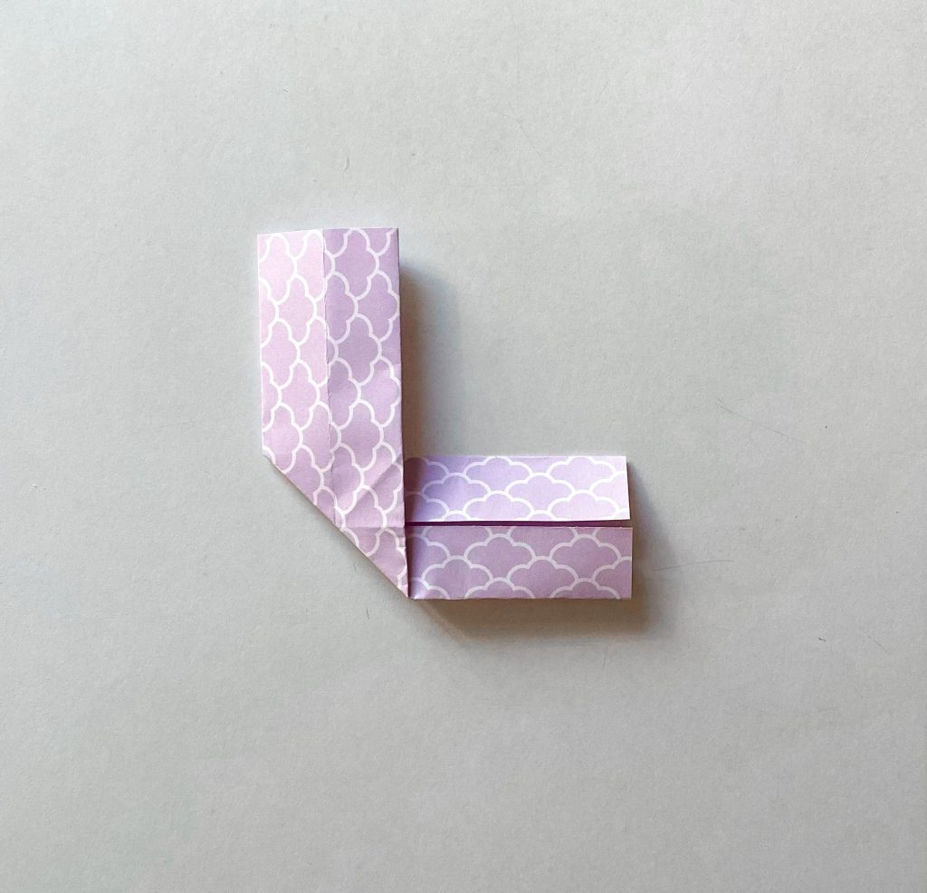 Realizza un fiocco o papillon origami originale e versatile_12-piegare-L